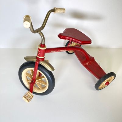 LOT 83: Vintage Toys - Metal Pepsi Delivery Truck with Radio Flyer Tricycle