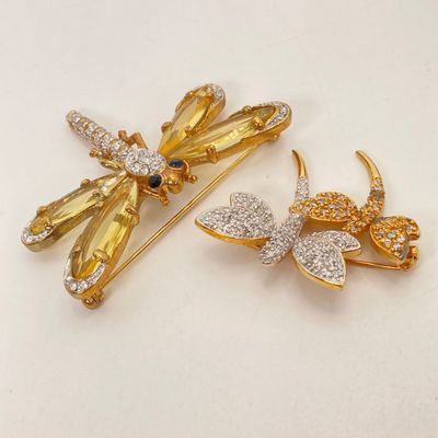 LOT 7: Collection of Brooch / Pins - Butterflies, Dragonflies Including 925 and Brown and Purple Flower