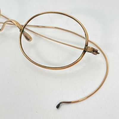 LOT 71: Vintage Gold Filled Eye Glasses with Case