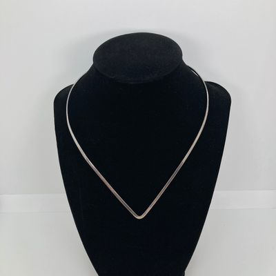 LOT 72: Sterling Silver Jewelry - Purple Baguette Heart Pendant Necklace with Box Chain 7.0 GTW, 20" and Collar Necklace TW 15g