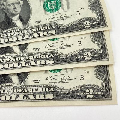 LOT 519: Vintage Collection - Three Series 1976 Two Dollar Bills / Paper Money with Consecutive Serial Number, Penny / Nickel Coin...