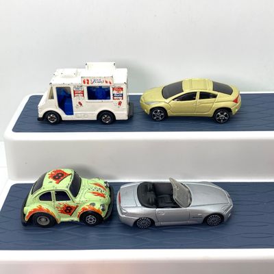 LOT 85: Vintage Diecast / Plastic Toy Cars - Matchbox, Maisto and More
