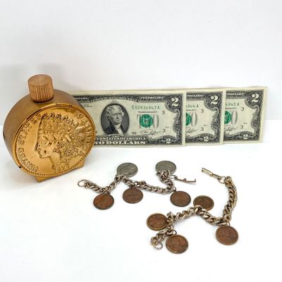 LOT 519: Vintage Collection - Three Series 1976 Two Dollar Bills / Paper Money with Consecutive Serial Number, Penny / Nickel Coin...