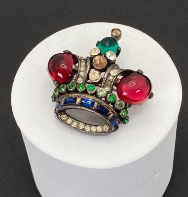LOT 6: Vintage Trifari Alfred Philippe Crown Cabochon Brooch Pin - 13.0 GTW
