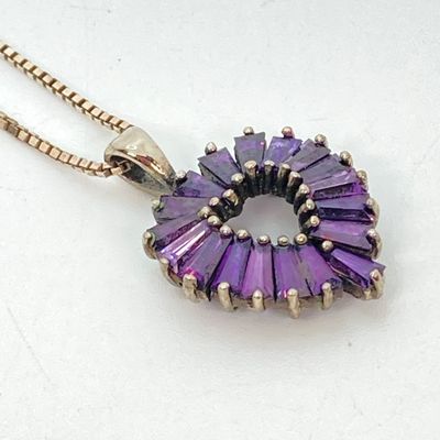 LOT 72: Sterling Silver Jewelry - Purple Baguette Heart Pendant Necklace with Box Chain 7.0 GTW, 20" and Collar Necklace TW 15g