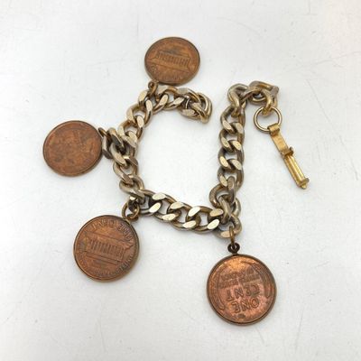 LOT 519: Vintage Collection - Three Series 1976 Two Dollar Bills / Paper Money with Consecutive Serial Number, Penny / Nickel Coin...