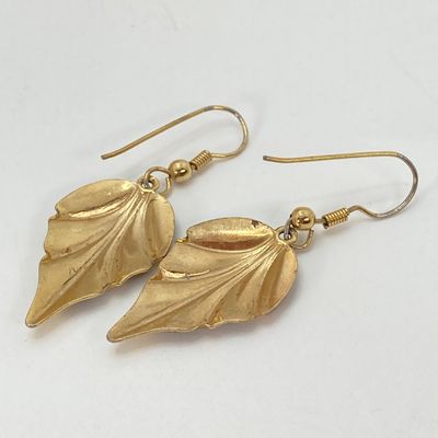 LOT 40: Vintage Gold Tone Jewelry - Gold Filled Screw-back Earrings, Roma Brooch Pin, Ring with Matching Earrings and Two Tone Leaf...