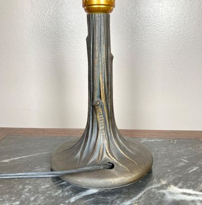 LOT 534: Vintage Tiffa-Mini Stained Glass Table Lamp