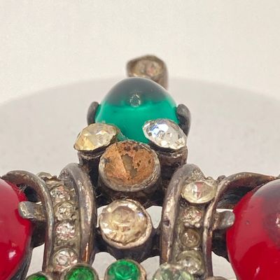 LOT 6: Vintage Trifari Alfred Philippe Crown Cabochon Brooch Pin - 13.0 GTW