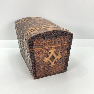 LOT 520: Vintage Carved Wood / Horn Collection - Poland Jewelry / Trinket Box, Panther and Catch All / Plate