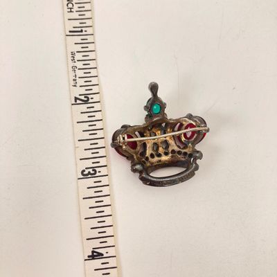 LOT 6: Vintage Trifari Alfred Philippe Crown Cabochon Brooch Pin - 13.0 GTW