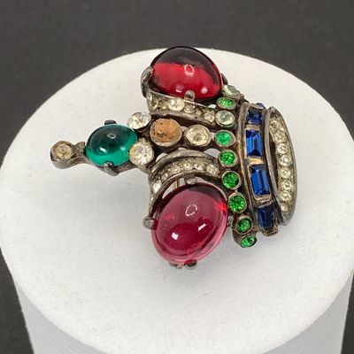 LOT 6: Vintage Trifari Alfred Philippe Crown Cabochon Brooch Pin - 13.0 GTW