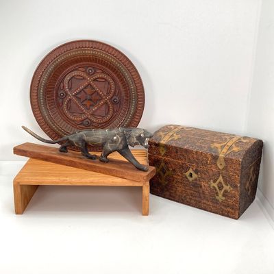 LOT 520: Vintage Carved Wood / Horn Collection - Poland Jewelry / Trinket Box, Panther and Catch All / Plate