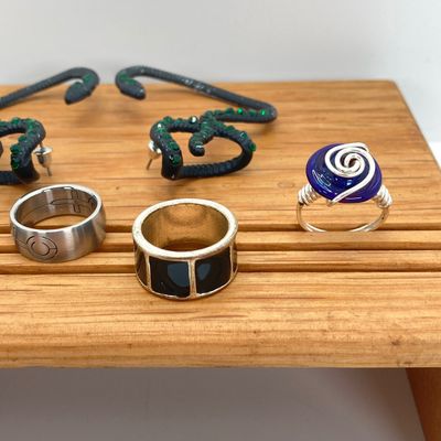 LOT 528: Assorted Rings (Wire Wrapped / Mood Style and More) with Snake Ear Cuff Set