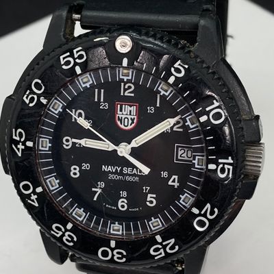 LOT 522: Luminox Navy Seals - T Swiss Made T 200m / 660ft Watch