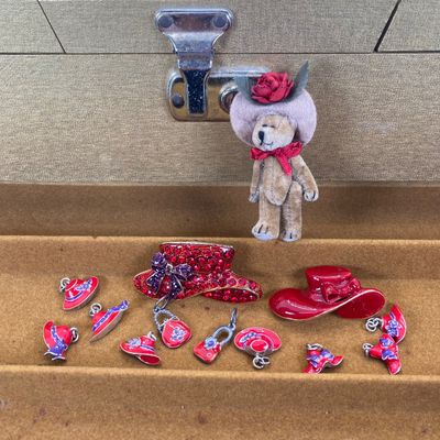 Sale Photo Thumbnail #213