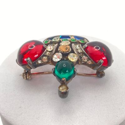 LOT 6: Vintage Trifari Alfred Philippe Crown Cabochon Brooch Pin - 13.0 GTW