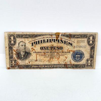 LOT 525: Vintage Foreign Currency / Paper Money
