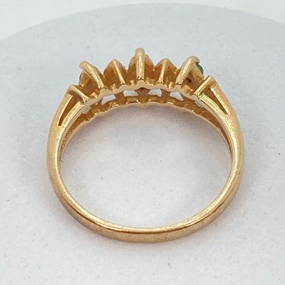 LOT 47: ESX Gold Emerald and Diamond Chip Ring - 10KT, 2.0 GTW, Sz 6.5
