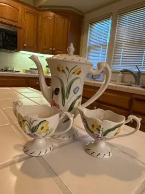 Sale Photo Thumbnail #478: Vintage Blue Ridge Southern Potteries floral coffee pot with matching creamer and sugar bowl set.