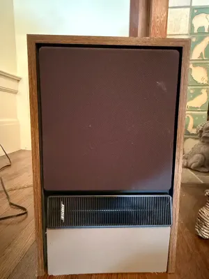 Sale Photo Thumbnail #173: Vintage Bose 301 Series II Direct/Reflecting speaker in a wood-grain cabinet with dark cloth grille.