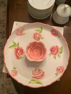 Hand-painted Ceramic rose-themed chip and dip platter set featuring a large scalloped tray and a matching dimensional rose center bowl.