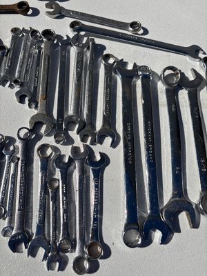 Sale Photo Thumbnail #165: Variety of craftsman, NAPA and others