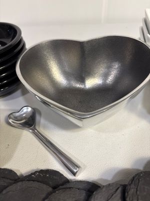 Sale Photo Thumbnail #40: Eight heart shaped slate coasters, heart bowl and spoon, five round black balls, four black balls and nine square white bowls
