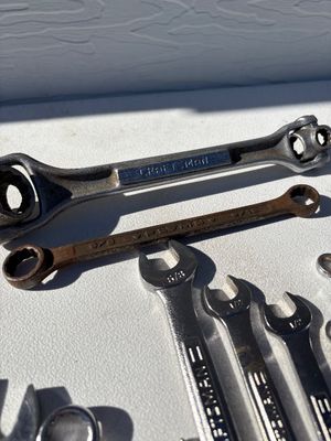 Sale Photo Thumbnail #166: Variety of craftsman, NAPA and others