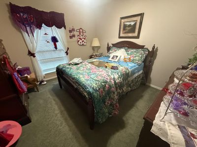 Sale Photo Thumbnail #189