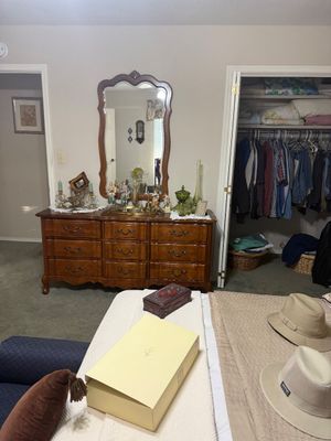 Sale Photo Thumbnail #194