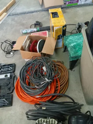 Sale Photo Thumbnail #26: Air Compressor Hoses