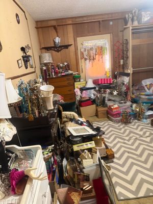 Sale Photo Thumbnail #234