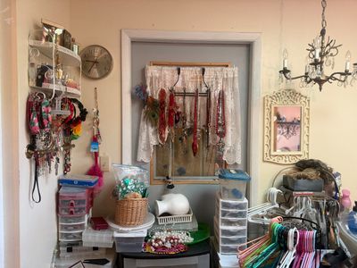 Sale Photo Thumbnail #222