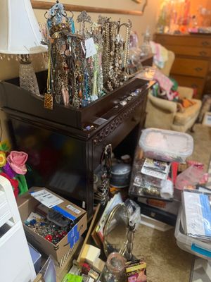 Sale Photo Thumbnail #329