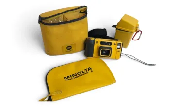 Sale Photo Thumbnail #28: Minolta weathermatic camera