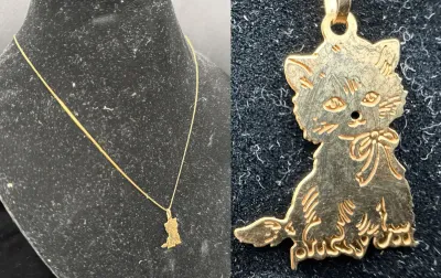 14K Gold Kitten Pendant & Chain Necklace | Bow Detail | Total Weight 2.20g