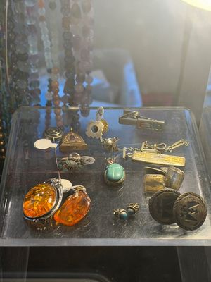Sale Photo Thumbnail #160