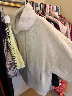 Sale Photo Thumbnail #712