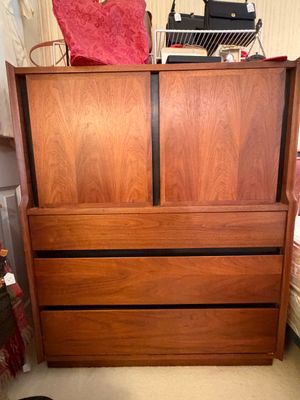Sale Photo Thumbnail #665