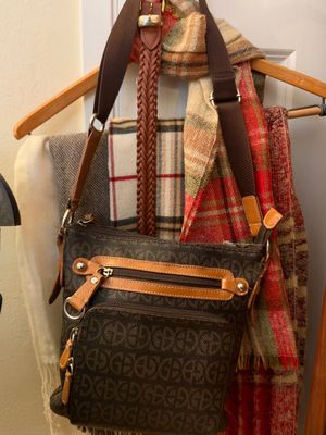 Sale Photo Thumbnail #677