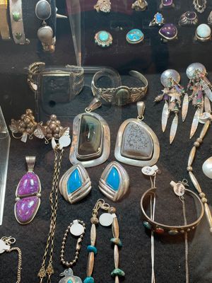 Sale Photo Thumbnail #141