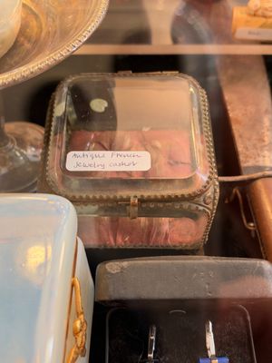 Sale Photo Thumbnail #182