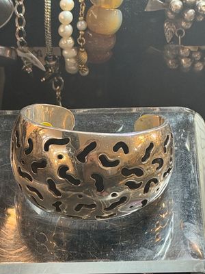 Sale Photo Thumbnail #146