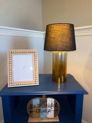 Sale Photo Thumbnail #575: Frame for a 5x7 photo
Table 24x15x24T
18” Lamp