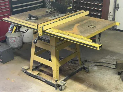New London, WI - Online Auction 
Bidding is open now through Sunday, October 25th
CountyLine 6ft. Rotary Cutter Brush Hog, 6ft King...