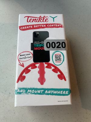 Sale Photo Thumbnail #20: Tenikle bendy leg and suction cup all-in-one tripod mount for smartphones. Features flexible legs with integrated suction cups to mount devices on various surfaces. New in original retail packaging.