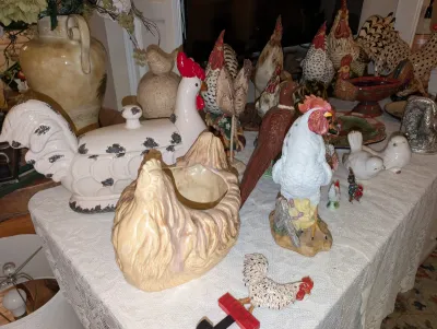Sale Photo Thumbnail #49: rooster and bird figurines