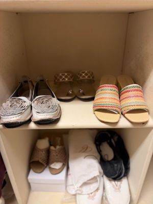Sale Photo Thumbnail #442