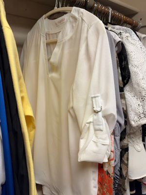 Sale Photo Thumbnail #486